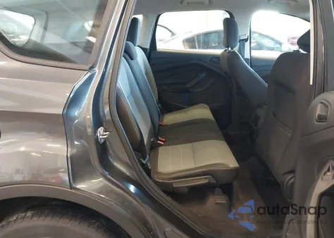 2018 Ford Escape S z USA, uszkodzony, nr VIN 1FMCU0F78JUC34799